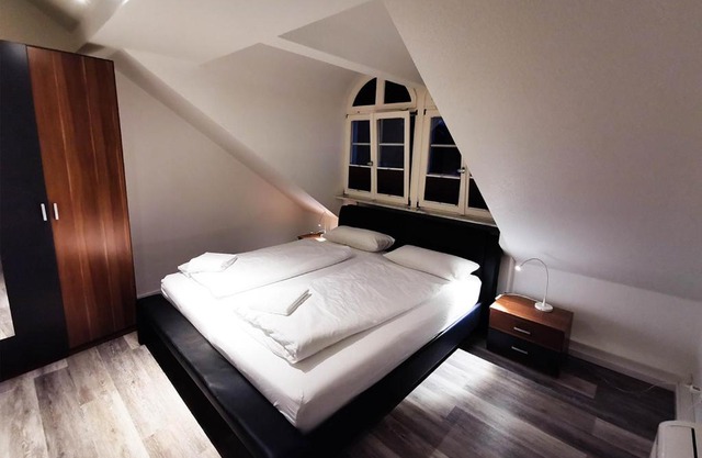 CF26 75m2 Central Quiet Duplex Apartment