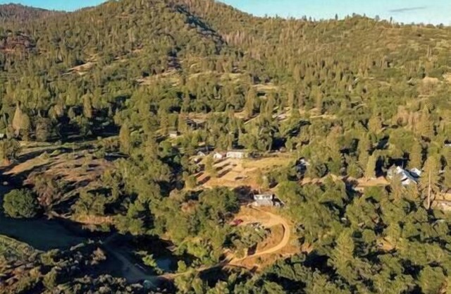 CG26 Sml Campsite/Shower Kings Canyon/Sequoia NP