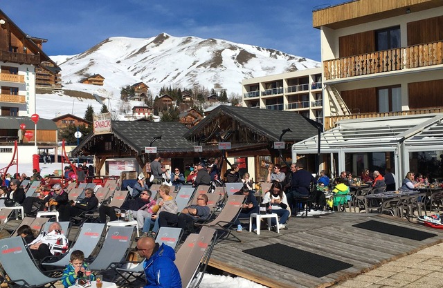 chalet with 7 apartments