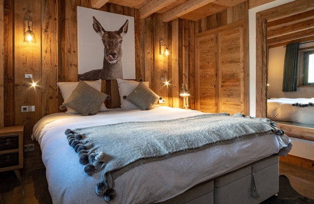 Chalet Courchevel, 5 bedrooms, 12 persons