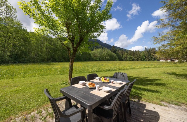 Chalet 'Demi 6 Pers - Immoclean' with Mountain View, Shared Pool and Private Terrace