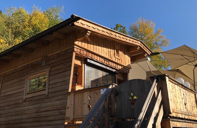 Chalet - Direkt am 5 Sterne Campingplatz Aufenfeld im Zillertal mit Hallenbad und Sauna