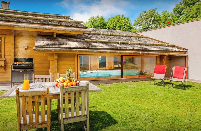Chalet Flocon Magique - alpine holiday for 12 with swim spa - OVO Network