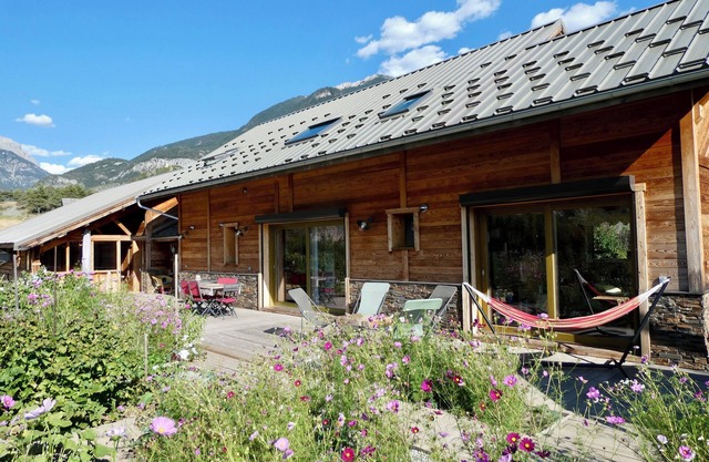 Chalet house facing nature