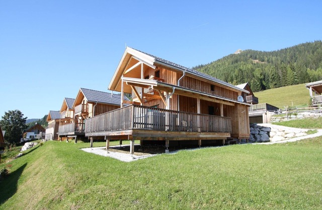 Chalet in Hohentauern near Ski Lift