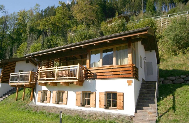 Chalet in Königsleiten near Zillertal Ski Area