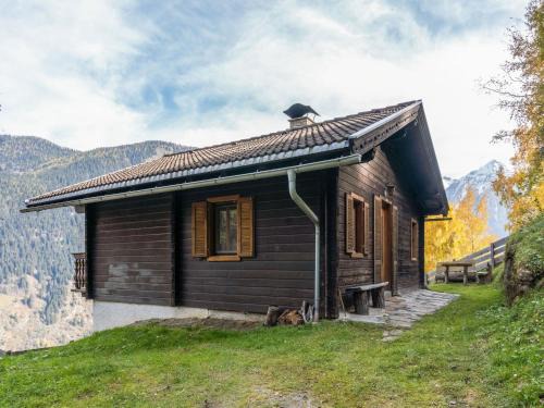 Chalet in Mörtschach near Ski Slopes