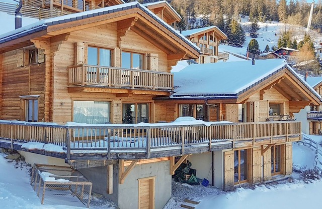 Chalet la Couronne - Jacuzzi Views Ski-In Ski-Out - La Tzoumaz, 4 Vallees