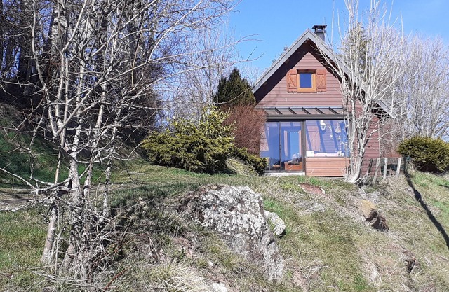 Chalet Le Cantou in the heart of the Sancy massif