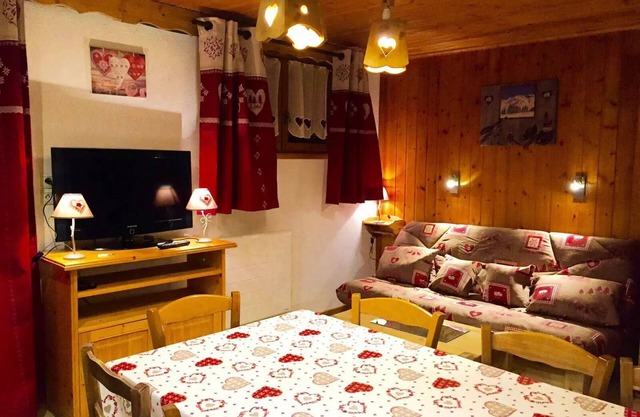 Chalet Les Lupins - 3 rooms 6 people 3* exposed South