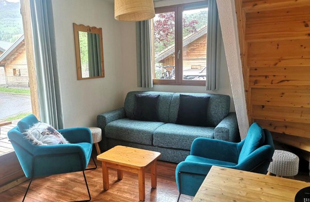 Chalet Mitoyen 3 Pièces 6 Pers. - Résidence Le Hameau du Puy - Piscine Chauffée, Proche Pistes - FR-1-504-642