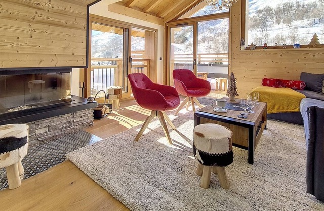 Chalet Saint-Martin-de-Belleville-Les Menuires, 4 bedrooms, 10 persons