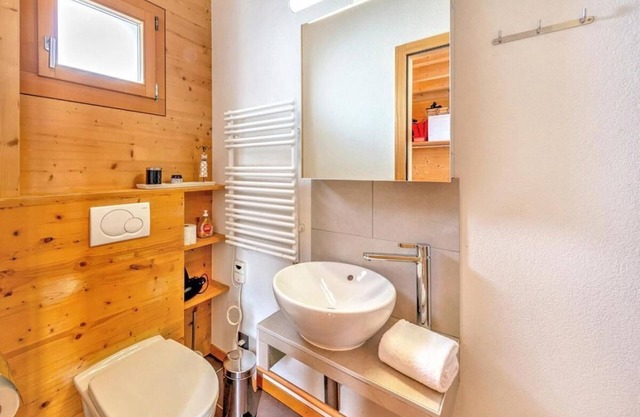 Chalet, ski-in/ski-out & foot of the slopes, sauna, terrace, balcony, fireplace or stove, parking