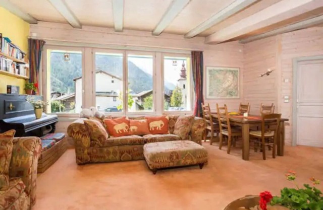 Chalet Sunshine 2 Bedroom
