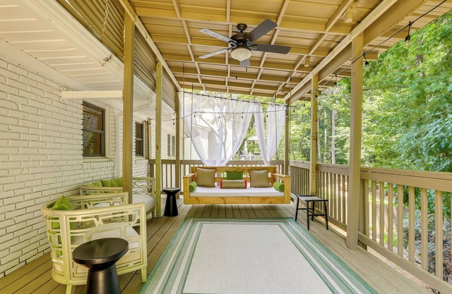 Chamblee Home w/Fireplace Near Hospitals