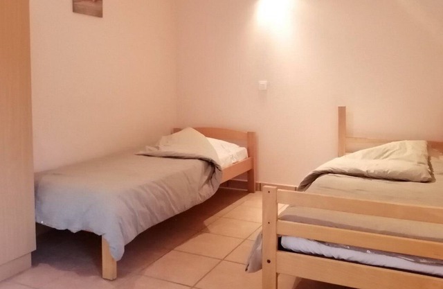 Chambre 4-Twin room-Private Bathroom-Comfort-Garden view