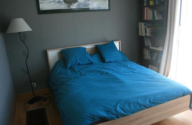 Chambre avec accès piscine intérieure