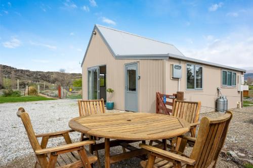 Chapman Valley View - Alexandra Cottage