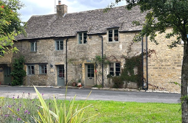 Characterful holiday cottage in the Cotswolds - Wren Cottage