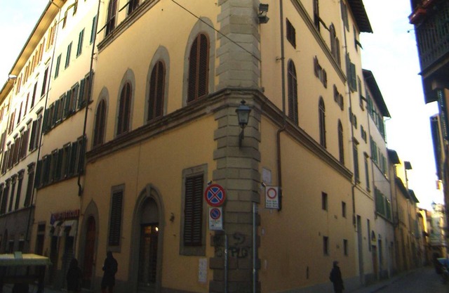 Characteristic Apartment Old Florence (tourist tax €. 6 x day x person included)