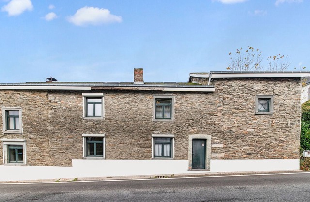 Characteristic holiday home with balcony