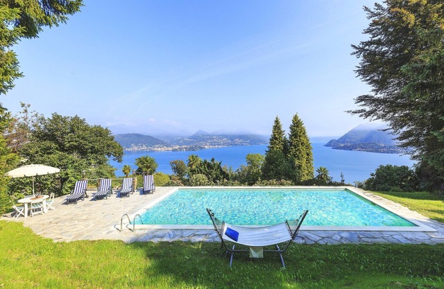 Charismatic villa with pool and truly outstanding views! - Villa La Brisina