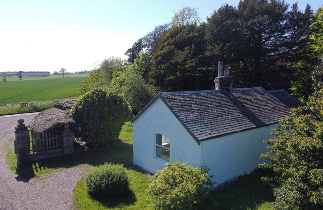 Charleton West Lodge