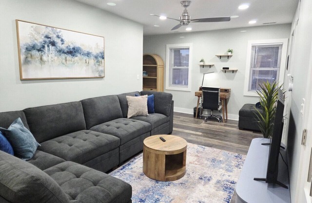 Charlie`s by the Bay Unit 3