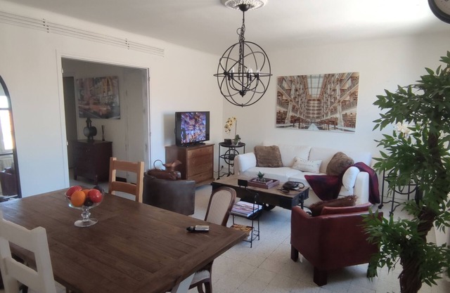 Charmant Appartement Spacieux, au Cœur de Ville, vue sur Cathédrale