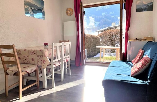 Charmant studio + jardin vue pistes et local velo
