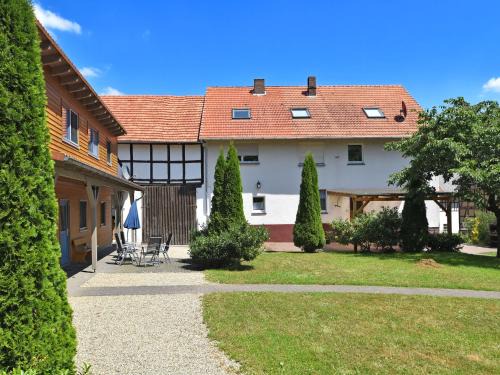 Charmante Ferienwohnung mit Garten in Hüddingen