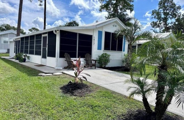 Charming 1-bedroom home in Sun Outdoors, Sarasota with WiFi, fitness room