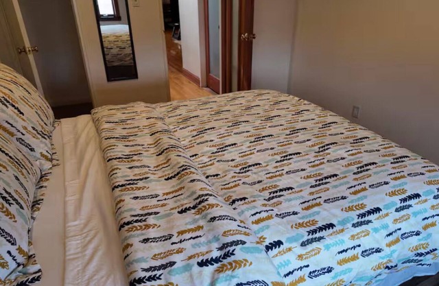 Charming 1-bedroom house in beautiful Brooklyn with AC