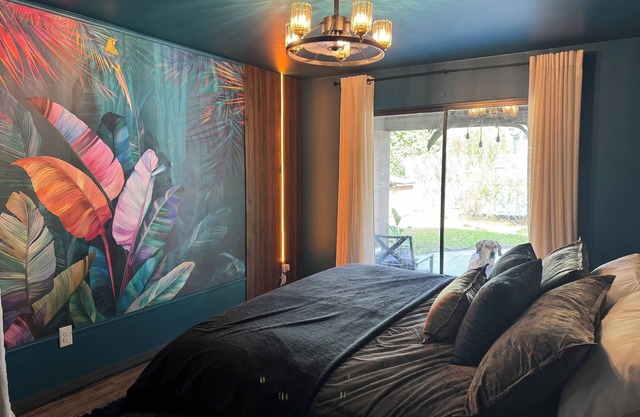 Charming 1-bedroom house in gorgeous St. Augustine - PET FRIENDLY!