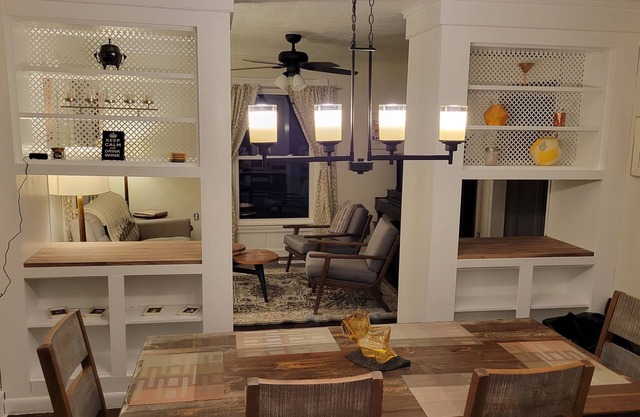 Charming 1890's Farmhouse on the Seneca lake wine trail