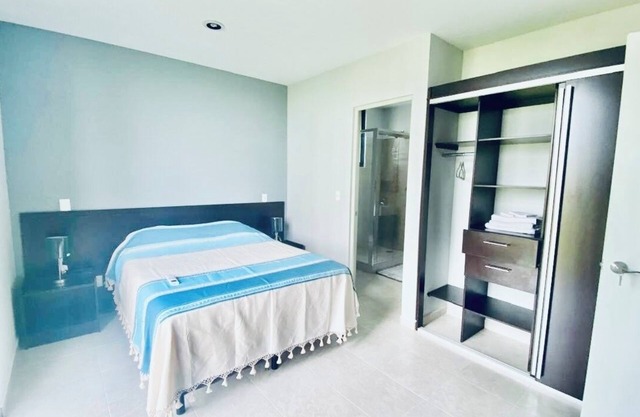 Charming 2-bedroom/2-bathroom condo with fitness center in Playa del Carmen