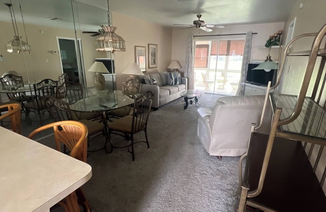 Charming 2-bedroom condo in serene Lake Suzy with WiFi, AC