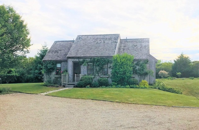 Charming 2 Bedroom Cottage