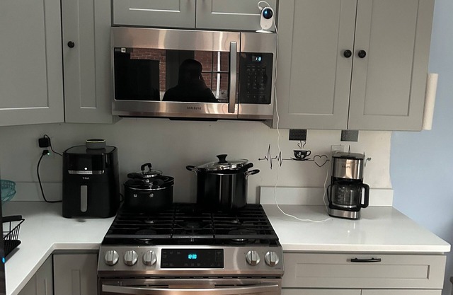 Charming 2-bedroom house with WiFi and AC in wonderful Brooklyn