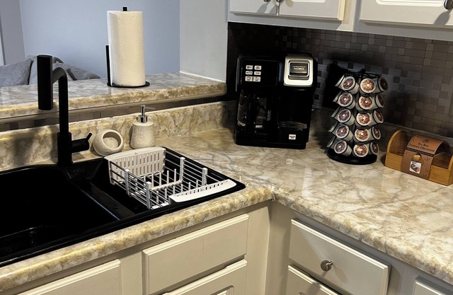 Charming 2-bedroom townhome with new amenities and WiFi in fabulous Lithonia