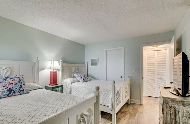 Charming 2-bedroom condo. Great location and beautiful views of our Emerald Sea.