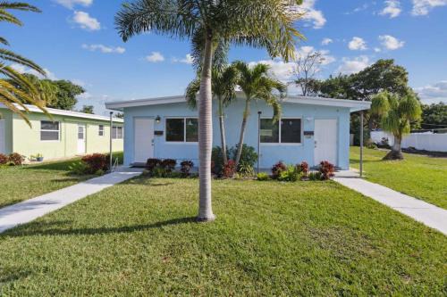 Charming 2BR Central Location