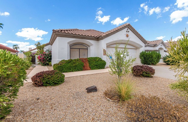 Charming 3-bedroom House in Fabulous Litchfield Park