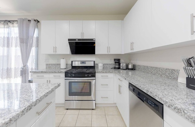 Charming 3-bedroom house with WiFi, AC in enjoyable Monterey Park