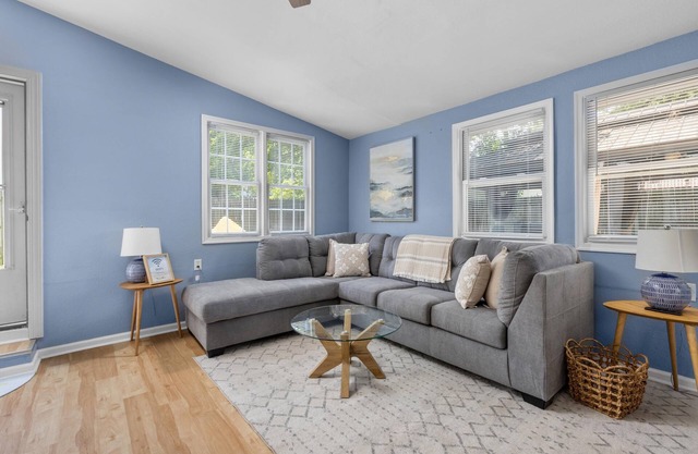 Charming 3-bedroom, 2-bath House Just Steps from the Beach!