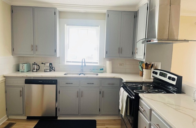 Charming 3-bedroom, 2 bathroom house close to RTP, Duke Univ, NCCU, Durham Tech