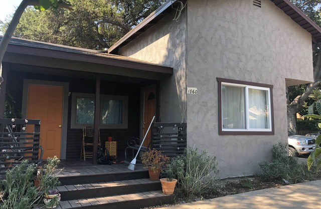 Charming 3-bedroom bungalow in fabulous Pasadena