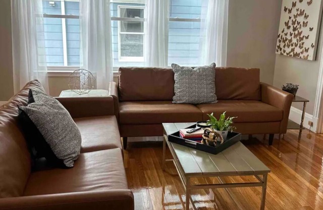 Charming 3-bedroom condo with WiFi, AC in fabulous Swampscott