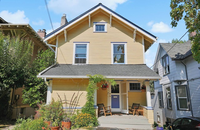 Charming 3-bedroom Craftsman house in Laurelhurst