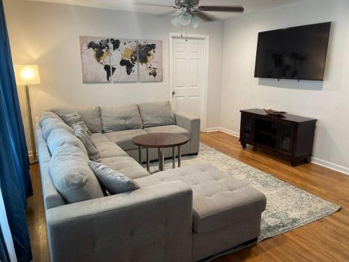 Charming 3-bedroom Home -Quiet East Atlanta Neighborhood